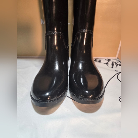 🔥EUC MICHAEL KORS LOGO STOCKARD TALL RUBBER RAIN BOOTS - Picture 7 of 16
